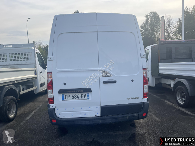 Samochód dostawczy Renault