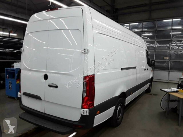 Samochód dostawczy Mercedes Sprinter 317...
