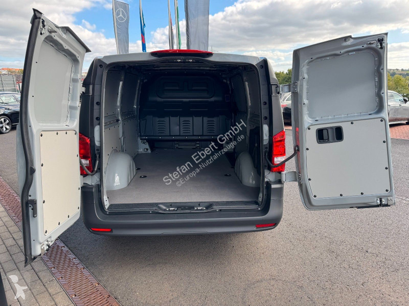 Nyttofordon Mercedes Vito  9G Klima Kamera...