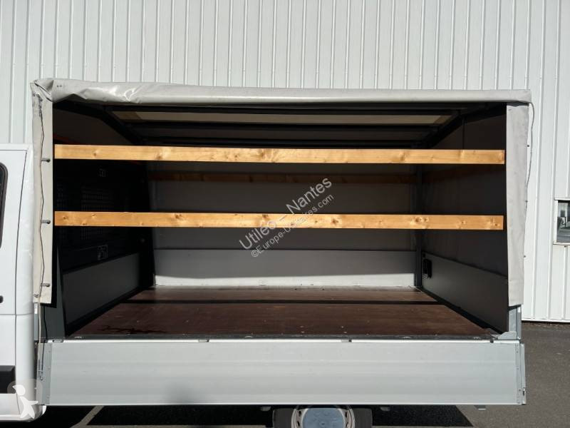 Nyttofordon Renault L3H1 DCI135 DC CFT