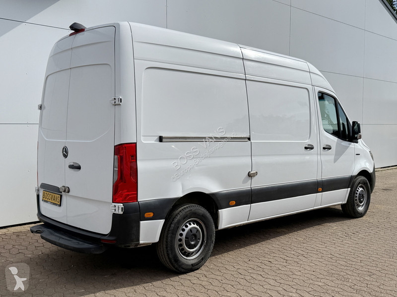 Nyttofordon Mercedes 312 55kWh L2H2 Elektrisch...