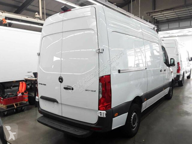 Samochód dostawczy Mercedes Sprinter 317...