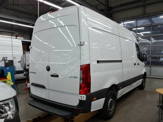 Samochód dostawczy Mercedes Sprinter 317...