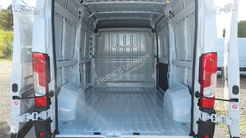 Véhicule utilitaire Peugeot BOXER FG L2H2 3.5...