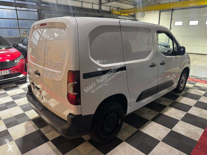 Véhicule utilitaire Peugeot PARTNER