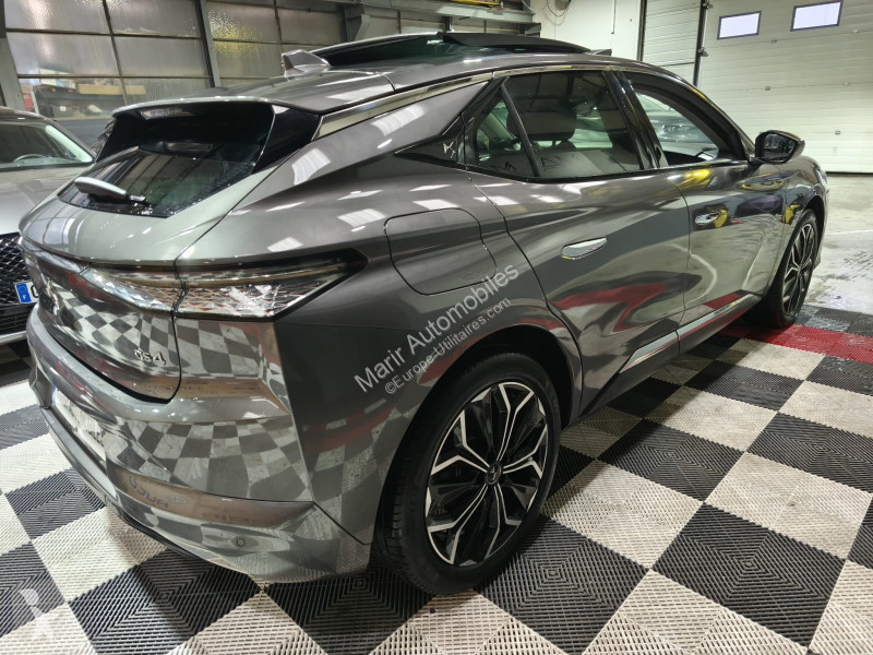 Véhicule utilitaire DS DS 4