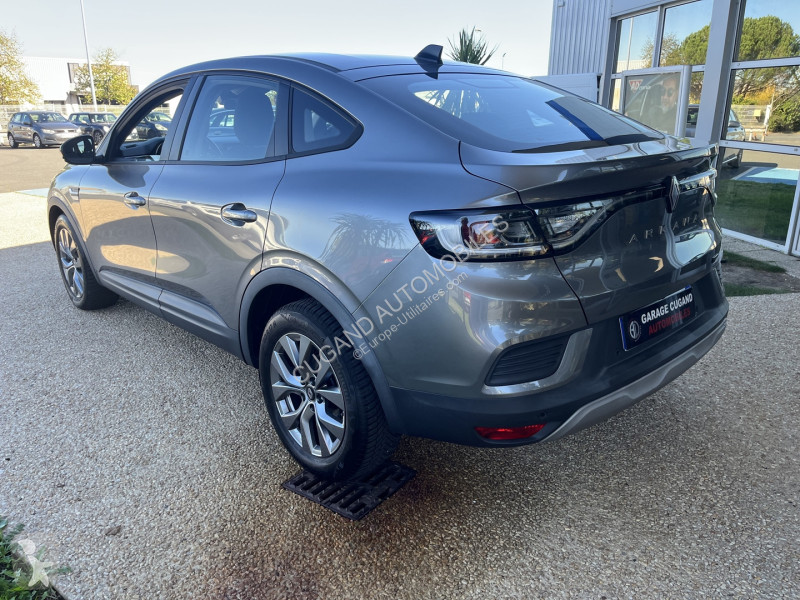 Užitkové vozidlo Renault ARKANA 1.6 E-TECH...