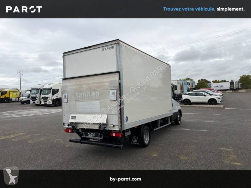Furgoneta Iveco