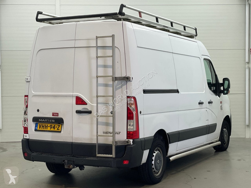 Furgoneta Renault T35 2.3 dCi 135 L2H3