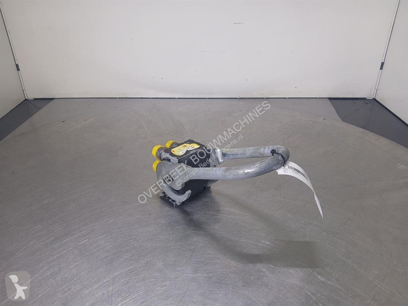 Véhicule utilitaire  2P508 - Multi-socket...