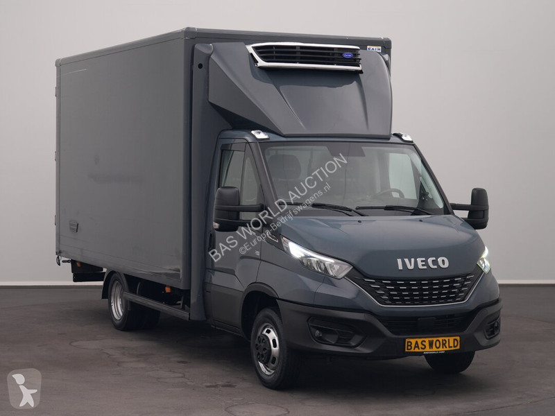 عربة نفعية Iveco 35C18