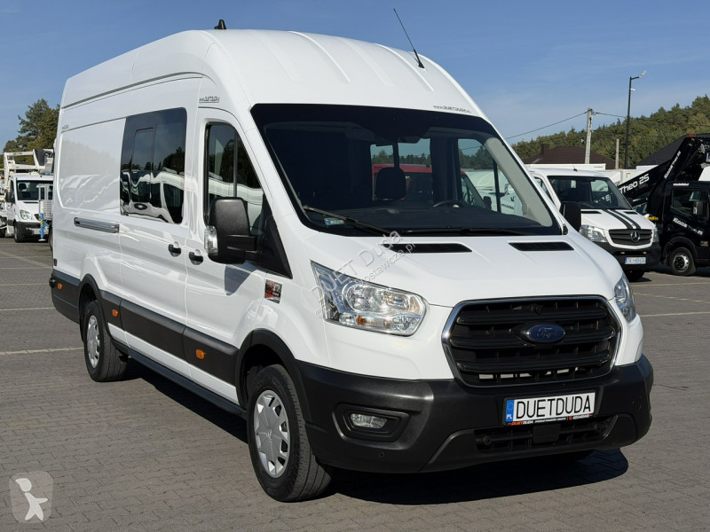 Samochód dostawczy Ford