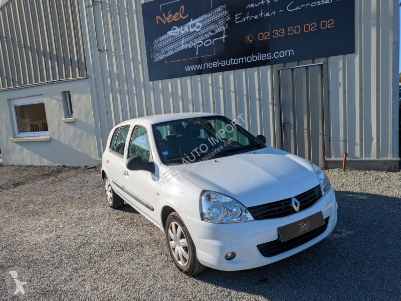 عربة نفعية Renault