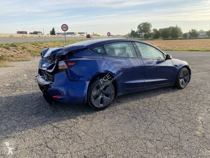 Véhicule utilitaire Tesla