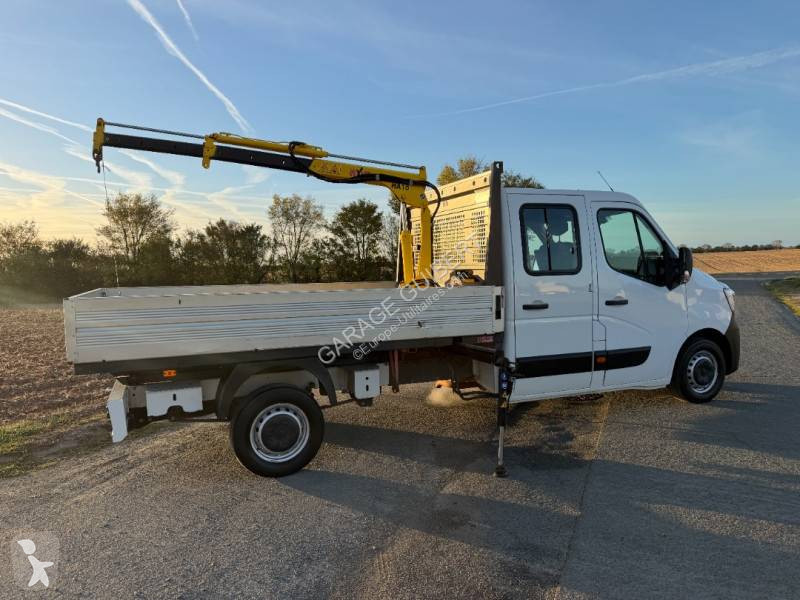 Véhicule utilitaire Renault RJ 3T500 130 CONFORT