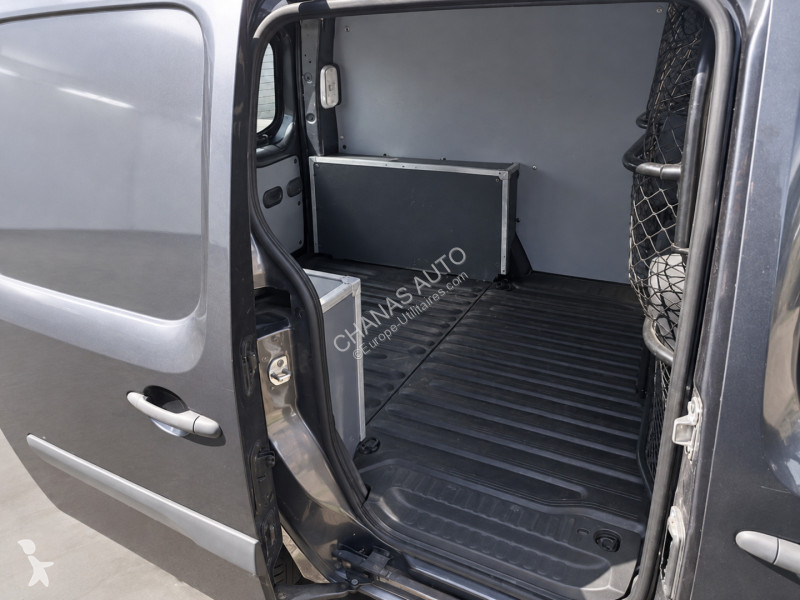 Samochód dostawczy Mercedes 109 CDI Long Pro