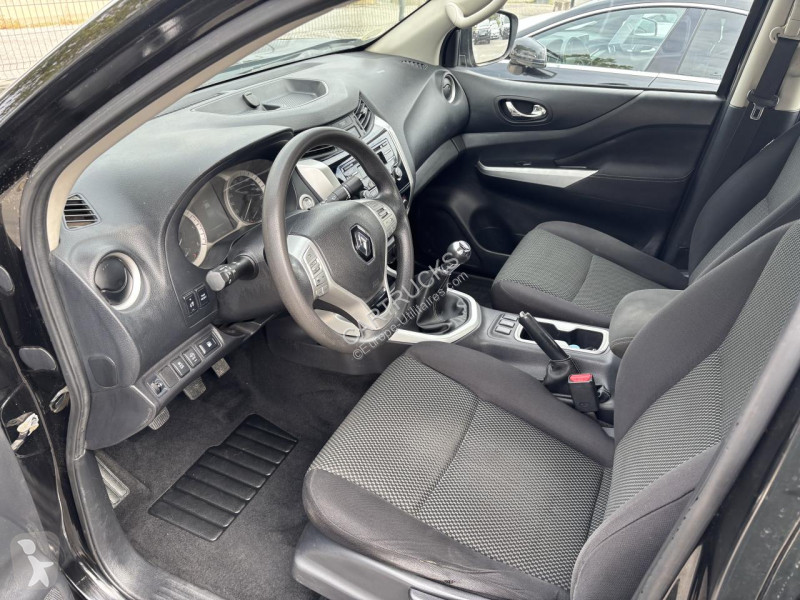 Véhicule utilitaire Renault 2.3 dCi 160 Life
