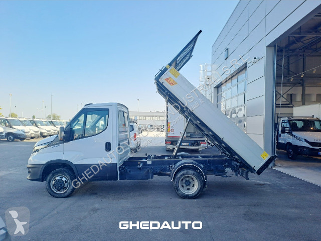Úžitkové vozidlo Iveco DAILY 35C14 2.3 CASSONE...