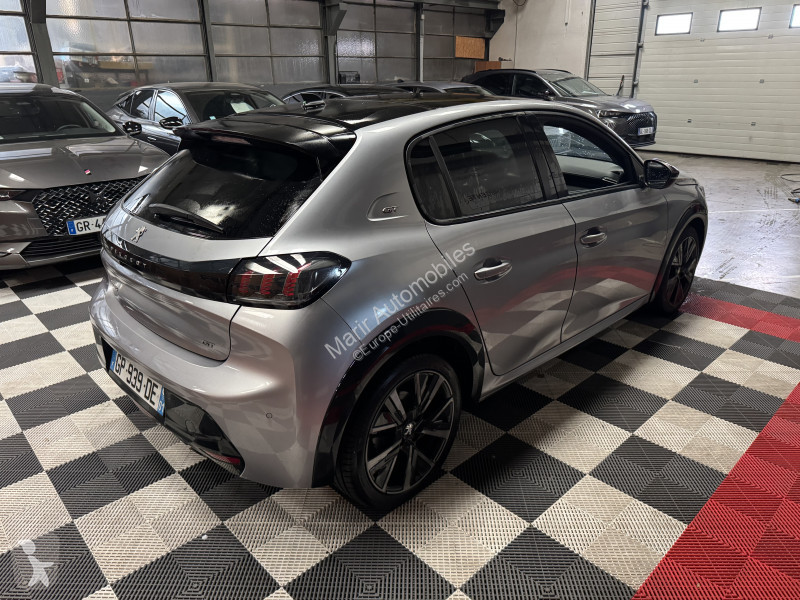 Véhicule utilitaire Peugeot 208