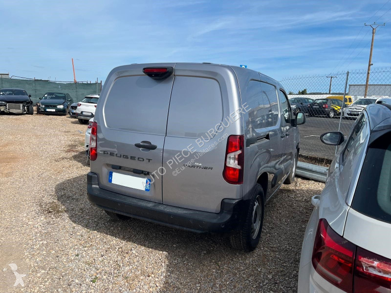 Veicolo commerciale Peugeot III 1.5 BlueHDi 130...