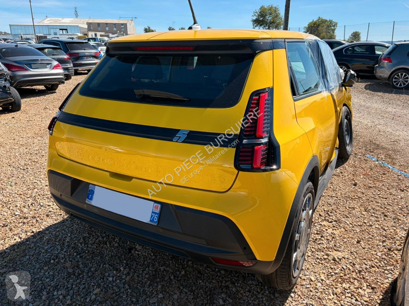 Samochód dostawczy Renault R5 e-Tech 150 Iconic...