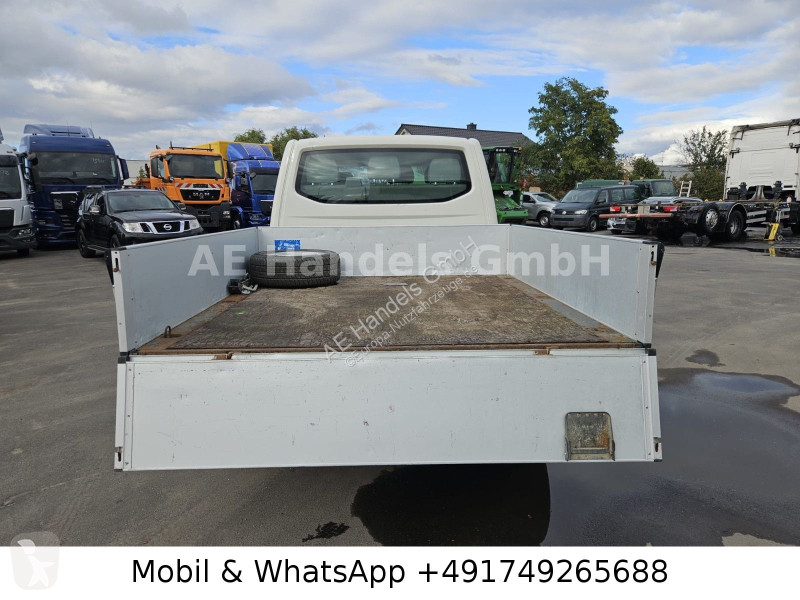 Véhicule utilitaire Volkswagen T5 2,5 TDI...
