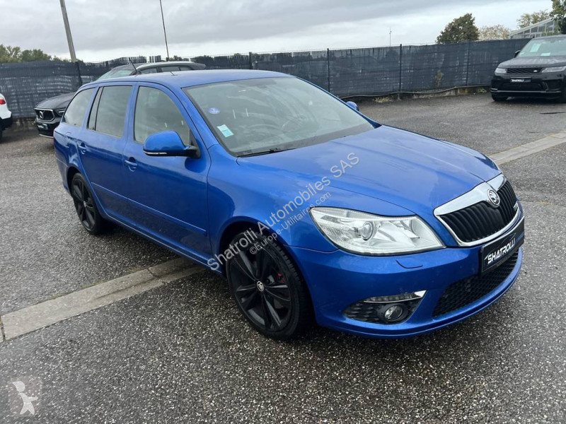 Autoutilitară Skoda Combi Phase2 2.0 TFSI RS...