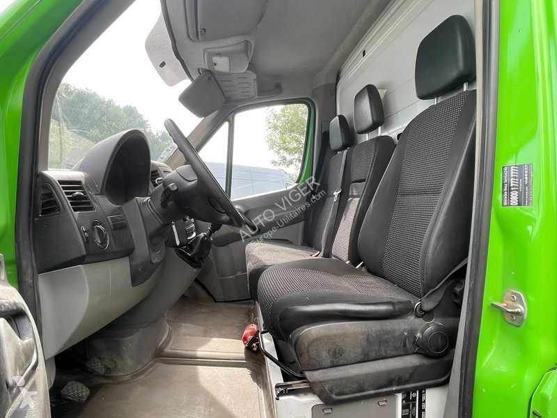 عربة نفعية Mercedes 515 *AHK 2,0t*Wegrijhulp...