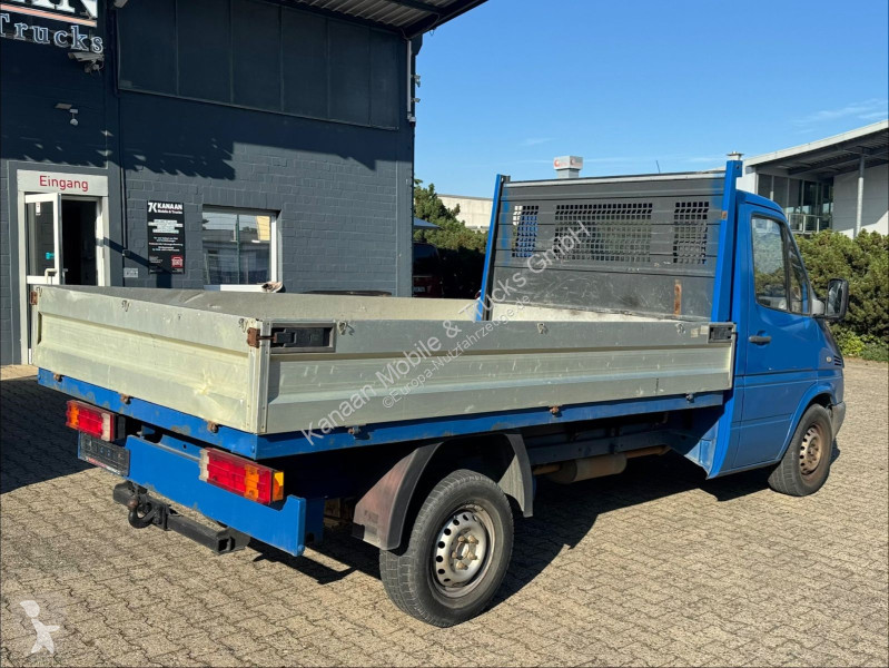 Véhicule utilitaire Mercedes Pritsche 208 CDI