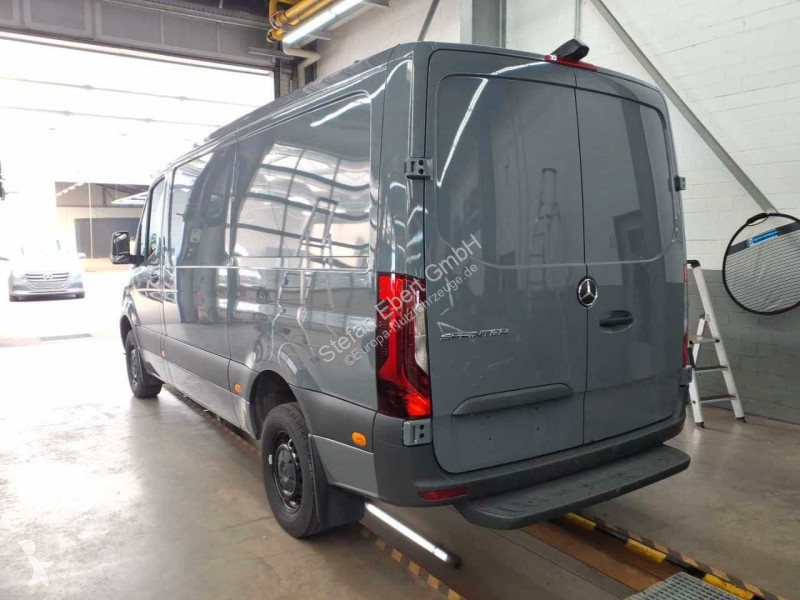 Mercedes 317 CDI Flachdach Schwing Stdh...