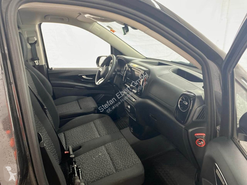 Véhicule utilitaire Mercedes 119 CDI 4x4 Tourer...