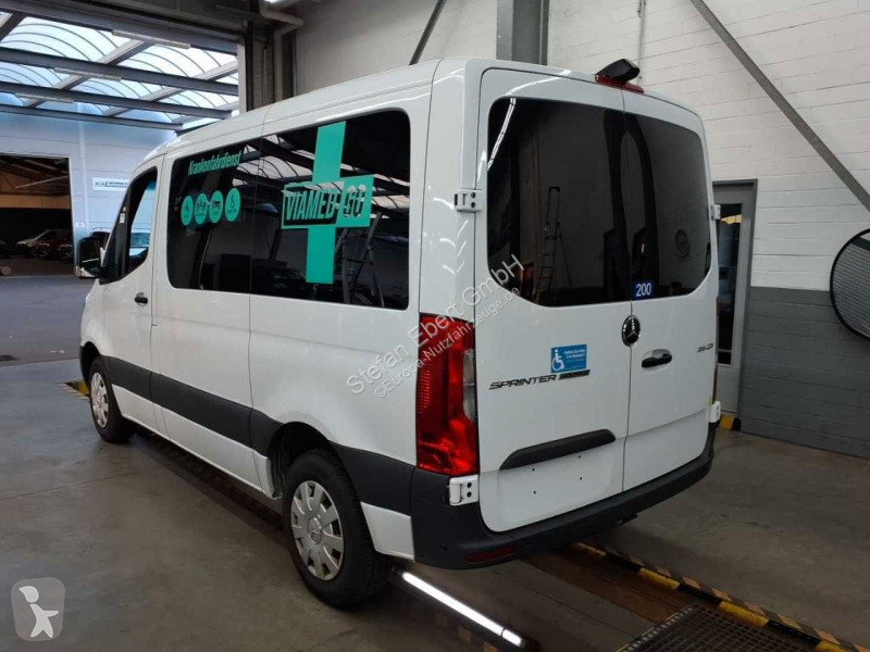 Véhicule utilitaire Mercedes 215 CDI 9G...