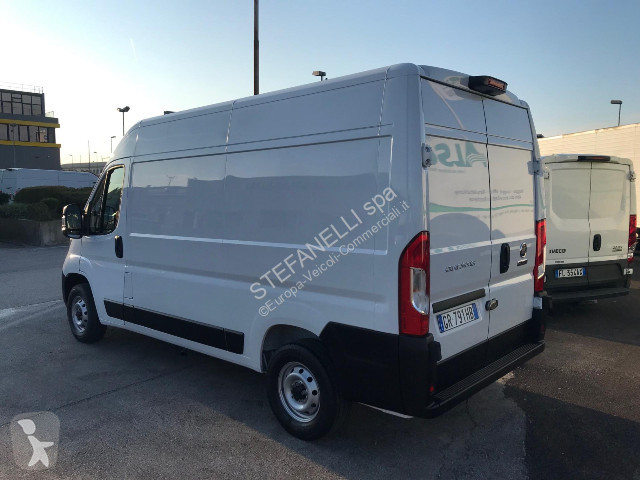 Véhicule utilitaire Fiat Ducato 33 MH2 2.2 mjt3...