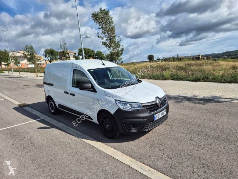 Véhicule utilitaire Renault DCI 95
