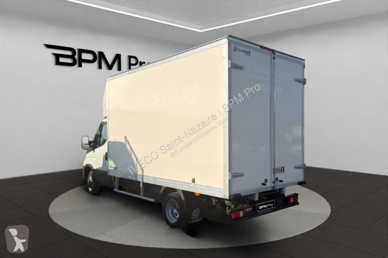 Iveco 35C16H van