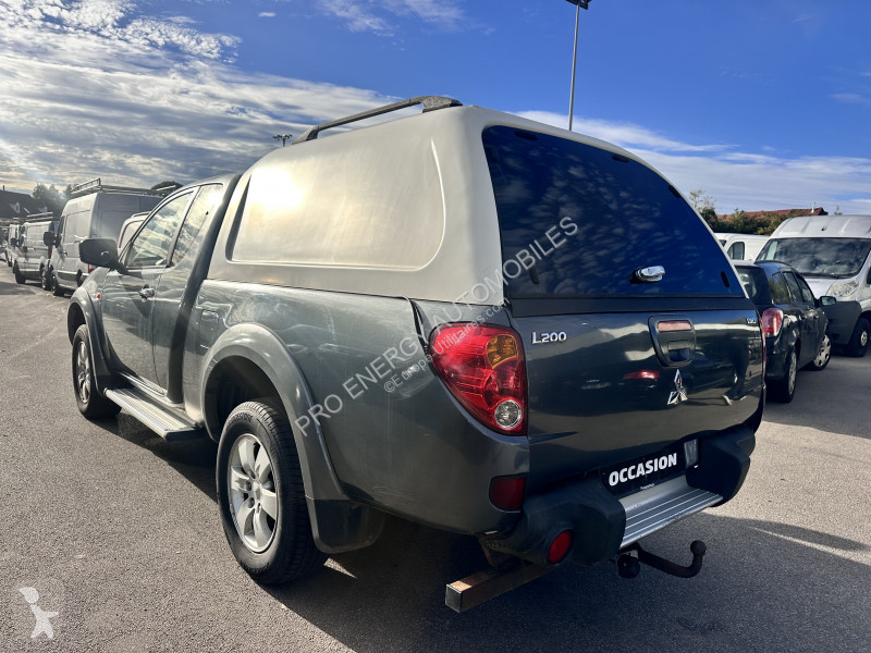Véhicule utilitaire Mitsubishi 2.5 TD 136 CLUB...