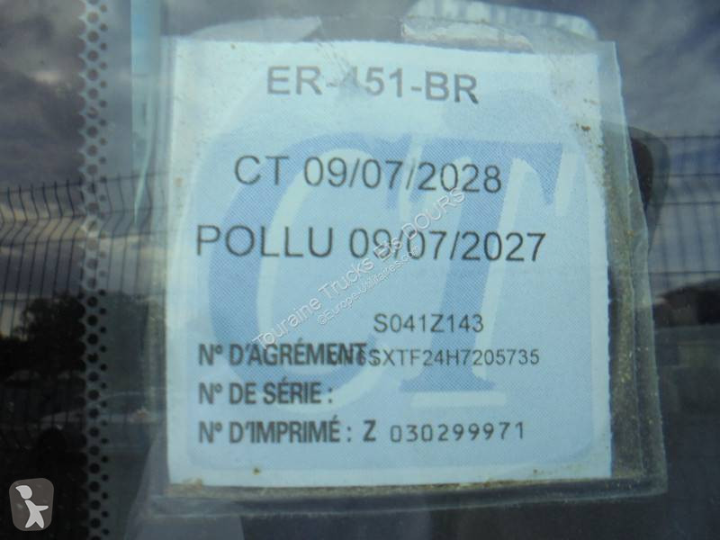 Véhicule utilitaire Renault 130 2.5 DCI