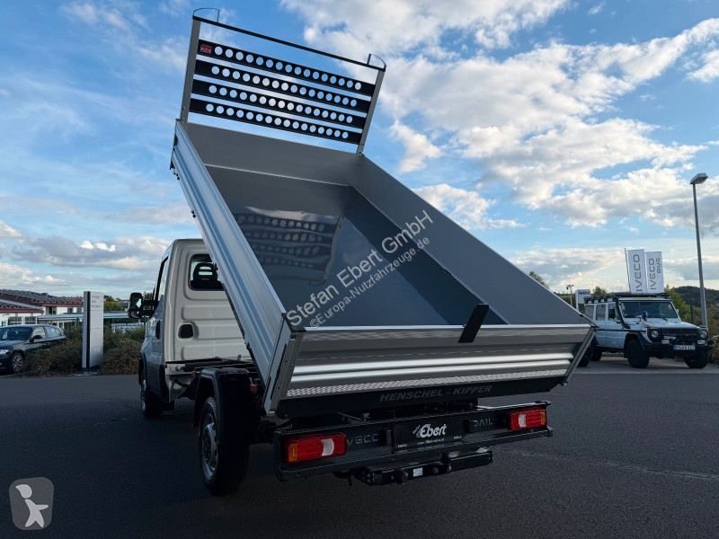 Véhicule utilitaire Iveco 35S14 Kipper,...