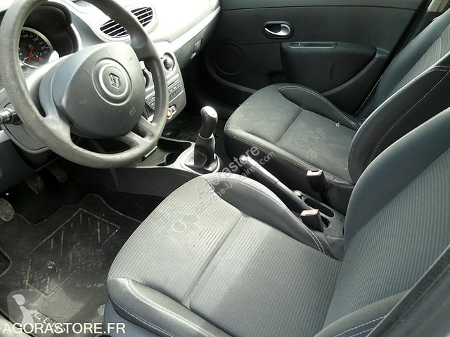 Véhicule utilitaire Renault CLIO