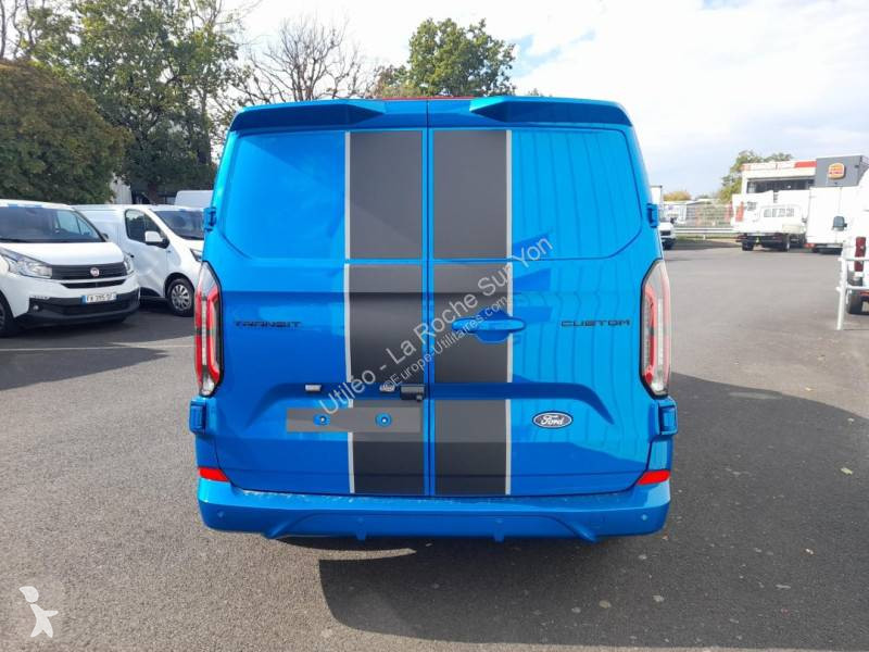 Véhicule utilitaire Ford
