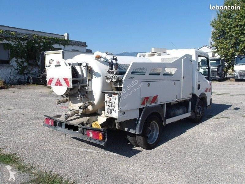 Véhicule utilitaire Renault 150.35