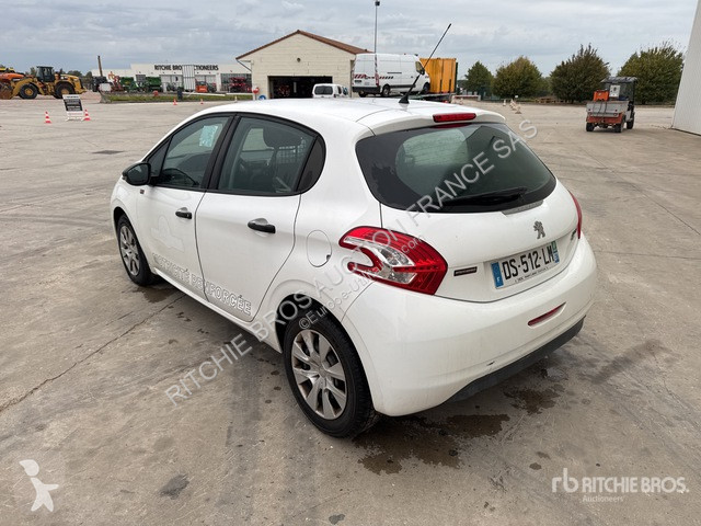 Véhicule utilitaire Peugeot