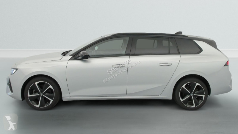 Opel Sports Tourer Transporter