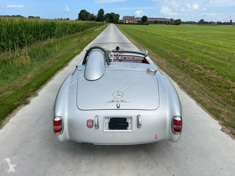 Véhicule utilitaire Mercedes 190sl