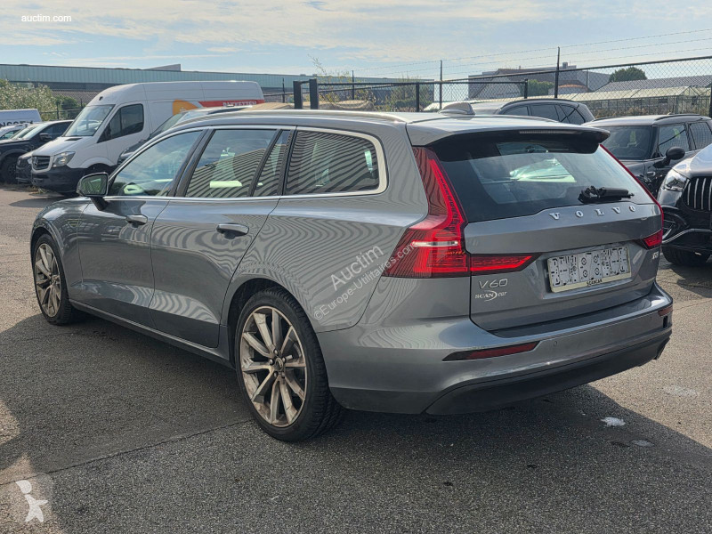 Véhicule utilitaire Volvo v60