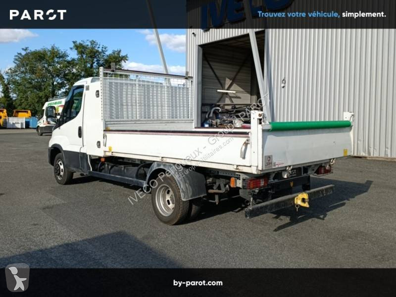 Véhicule utilitaire Iveco 35C16H EMP 3750 TOR