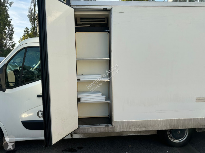Véhicule utilitaire Renault MASTER III CCB...