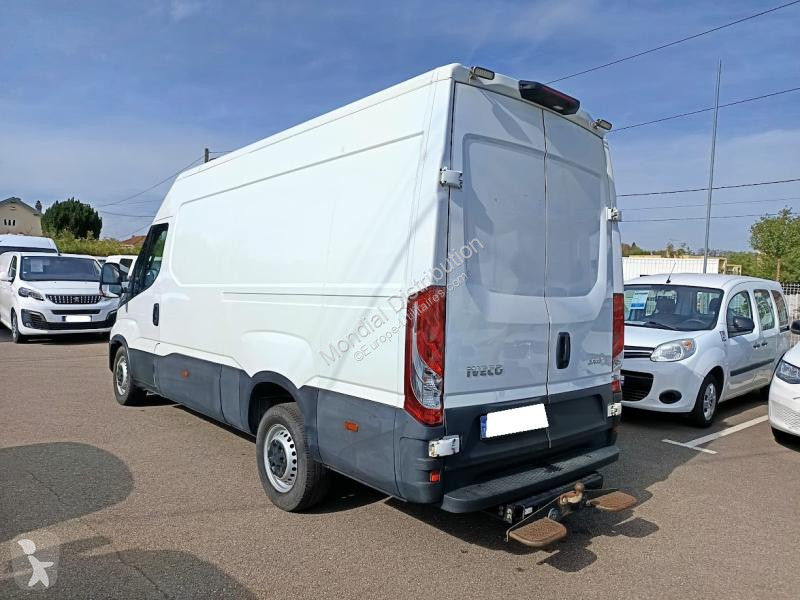 Užitkové vozidlo Iveco 35S21