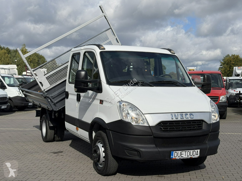 Véhicule utilitaire Iveco 70C18 V H