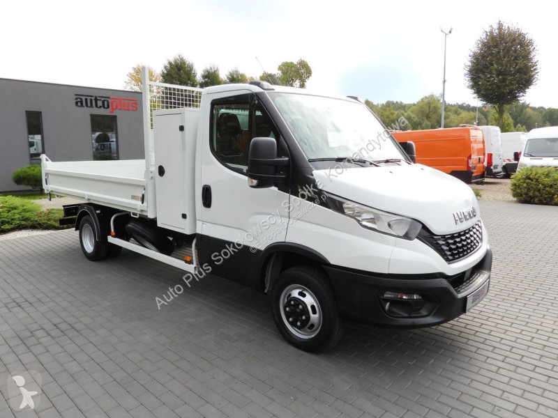 Véhicule utilitaire Iveco 35C16 DAILY